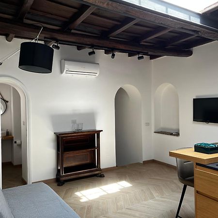 רומא Trastevere Suite Apartment מראה חיצוני תמונה